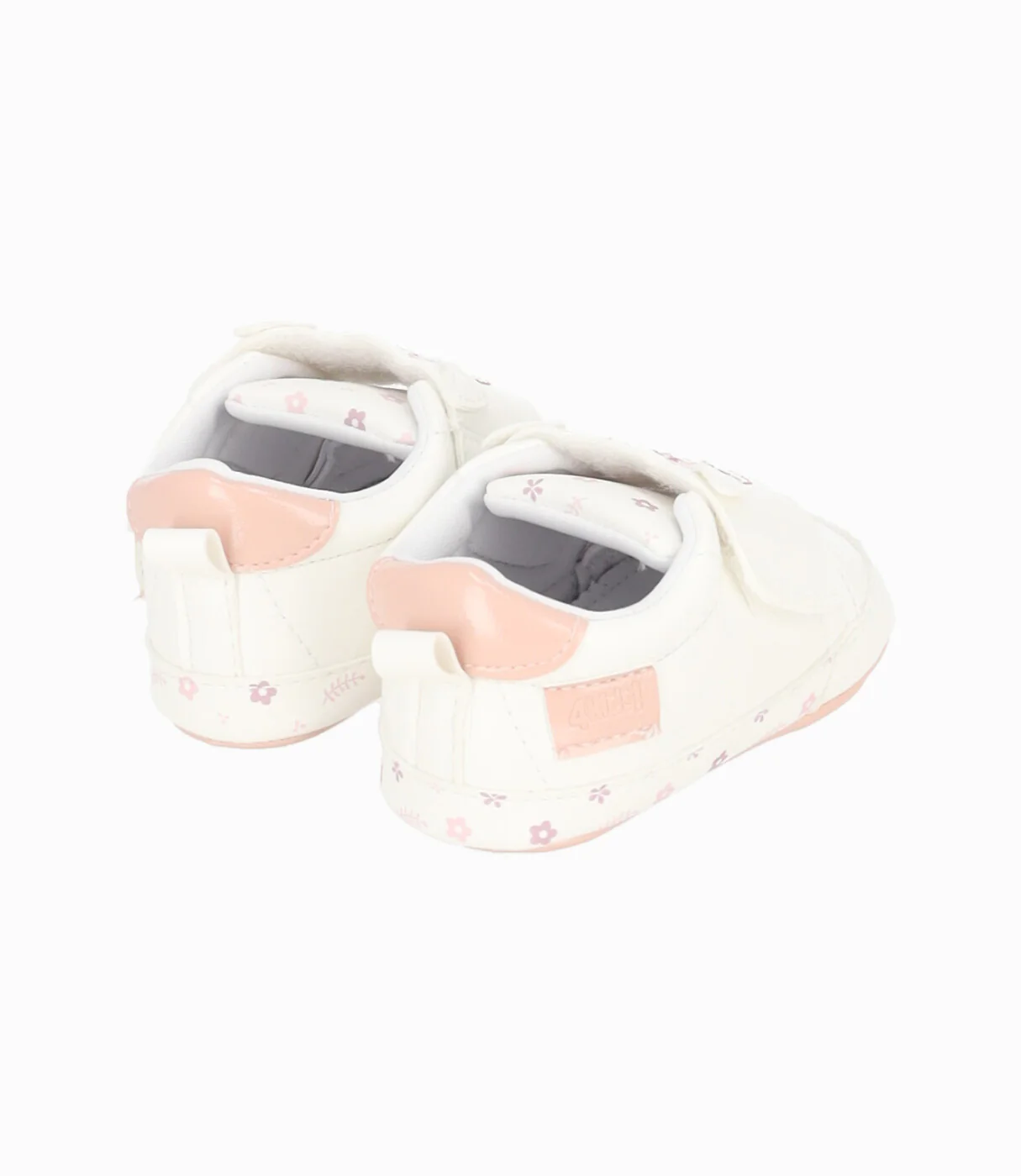 Zapatilla recién nacida con diseño - Image 3